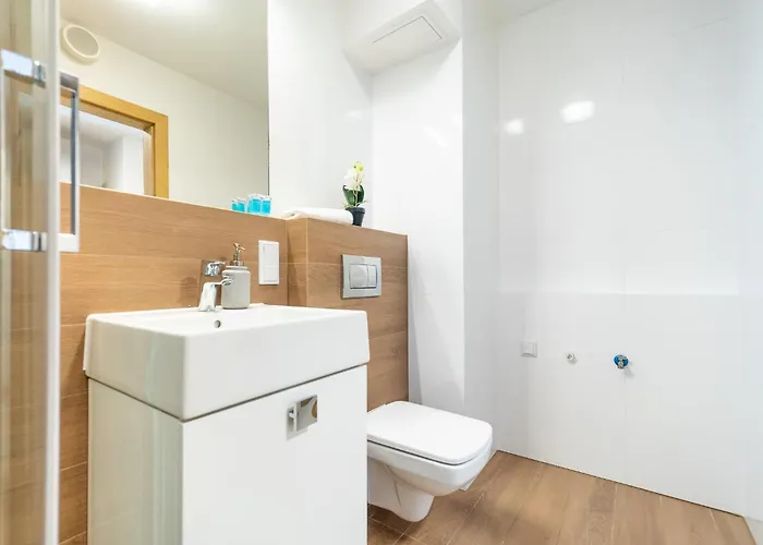 Krakowska 39 - B By Homeprime * Βρότσλαβ